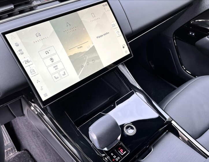 Land Rover Range Rover Sport SUV / Terénní 4,4 l 390 kw