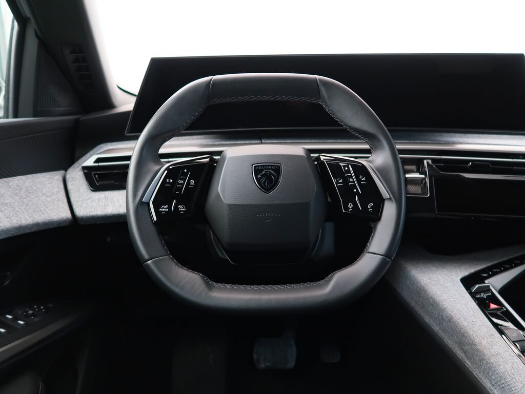 Peugeot 5008 SUV / Terénní 1,2 l 100 kw