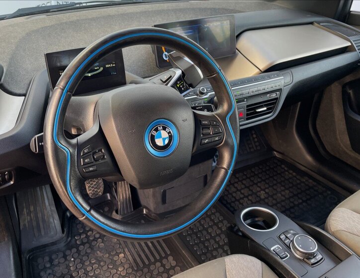 BMW i3 Hatchback 647,0 75 kw