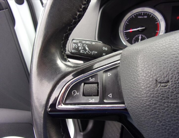 Škoda Karoq Kombi 999,0 85 kw