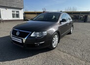 Volkswagen Passat 1