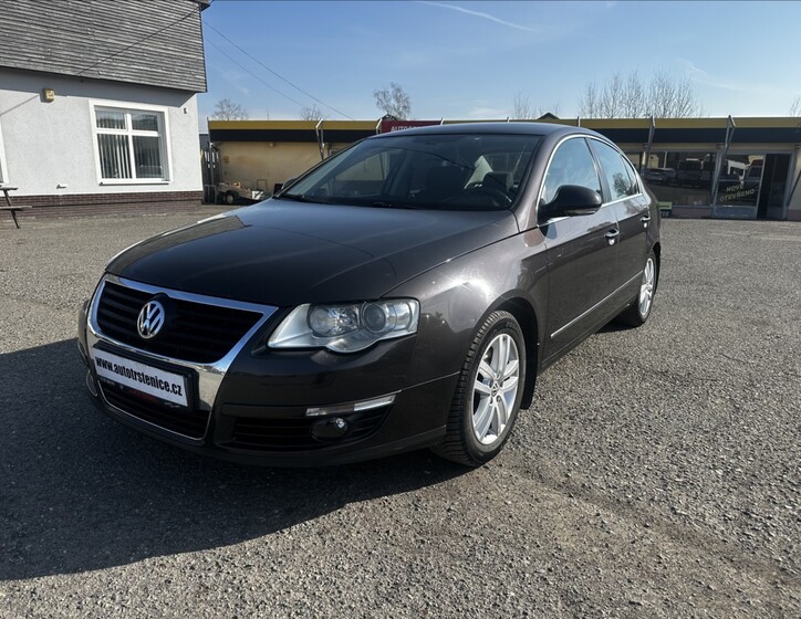 Volkswagen Passat 1