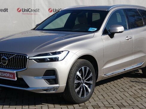 Volvo XC60 SUV / Terénní 2,0 l 145 kw
