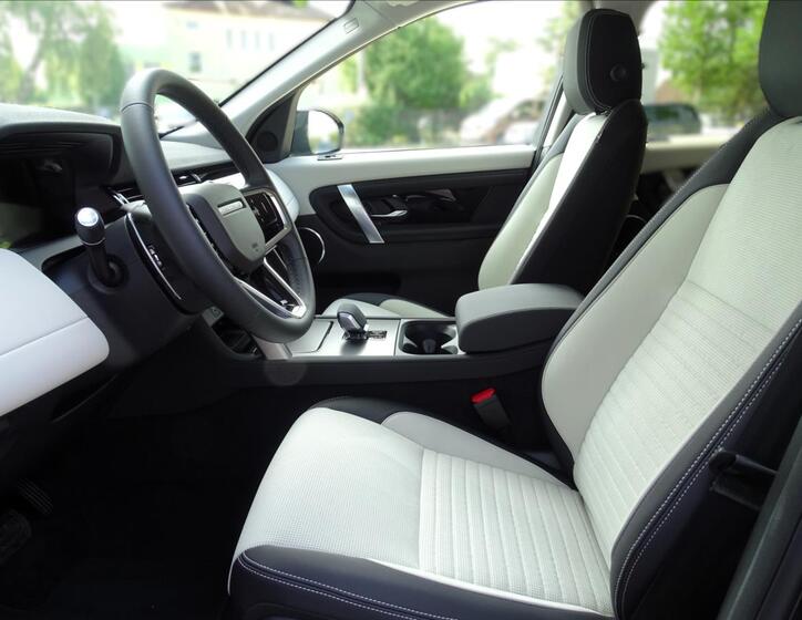 Land Rover Discovery Sport 8