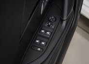 Peugeot 208 Hatchback 1,2 l 74 kw