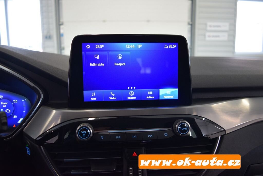 Ford Kuga SUV / Terénní 2,5 l 112 kw