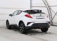 Toyota C-HR SUV 1,8 l 72 kw
