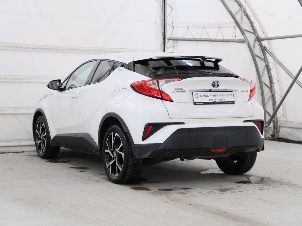 Toyota C-HR SUV 1,8 l 72 kw