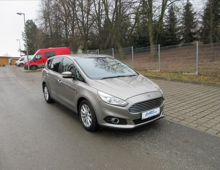 Ford S-MAX Hatchback 2,0 l 132 kw
