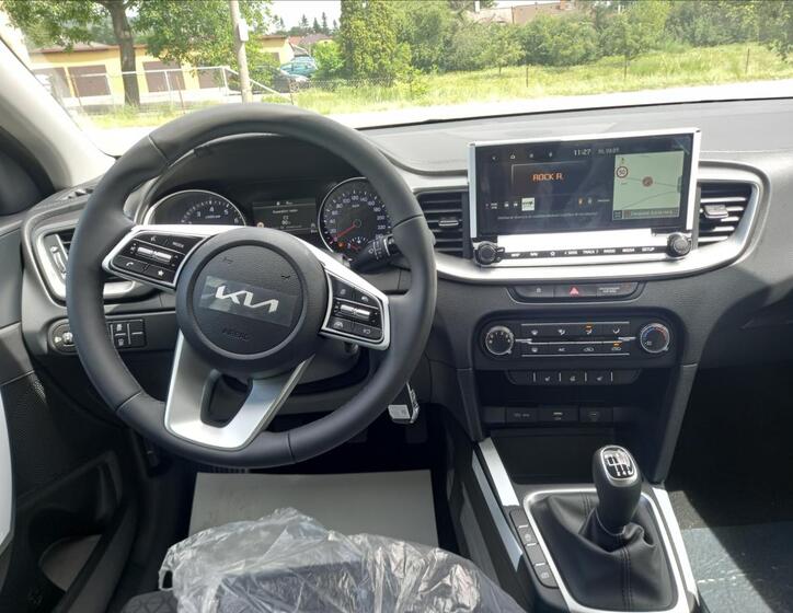 KIA Ceed 5