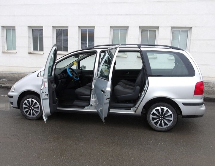 Volkswagen Sharan Kombi 1,9 l 85 kw