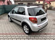 Suzuki SX4 7