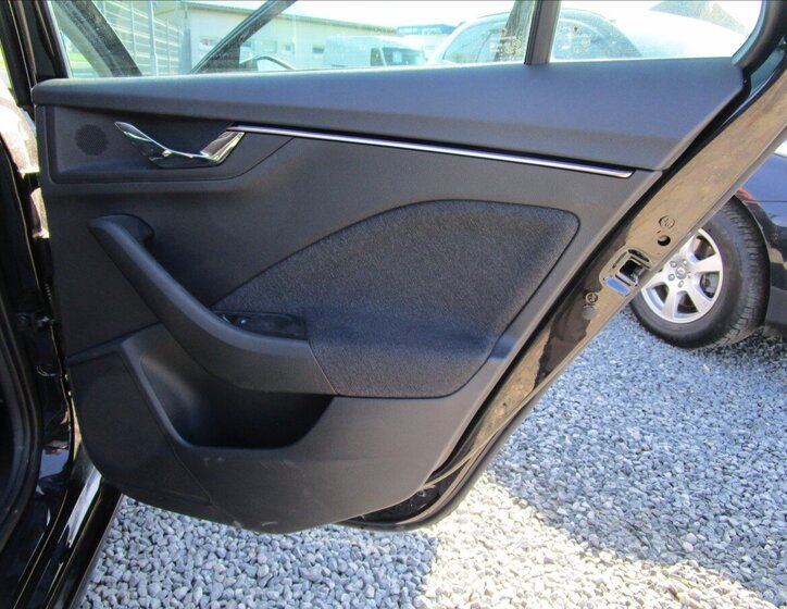 Škoda Scala Hatchback 999,0 85 kw