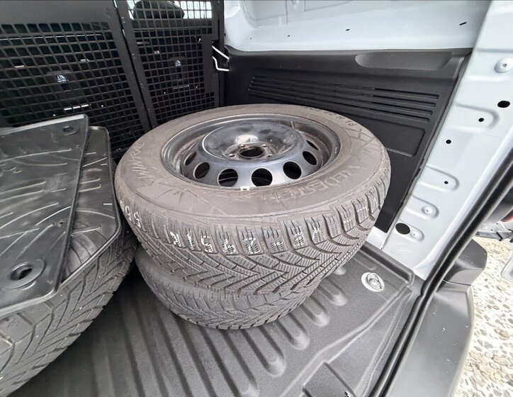 Opel Combo Ostatní 1,5 l 75 kw