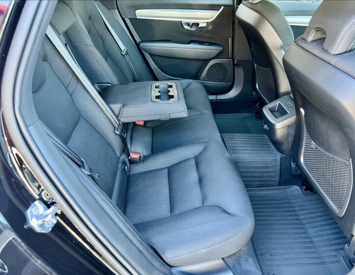 Volvo V90 Kombi 2,0 l 140 kw