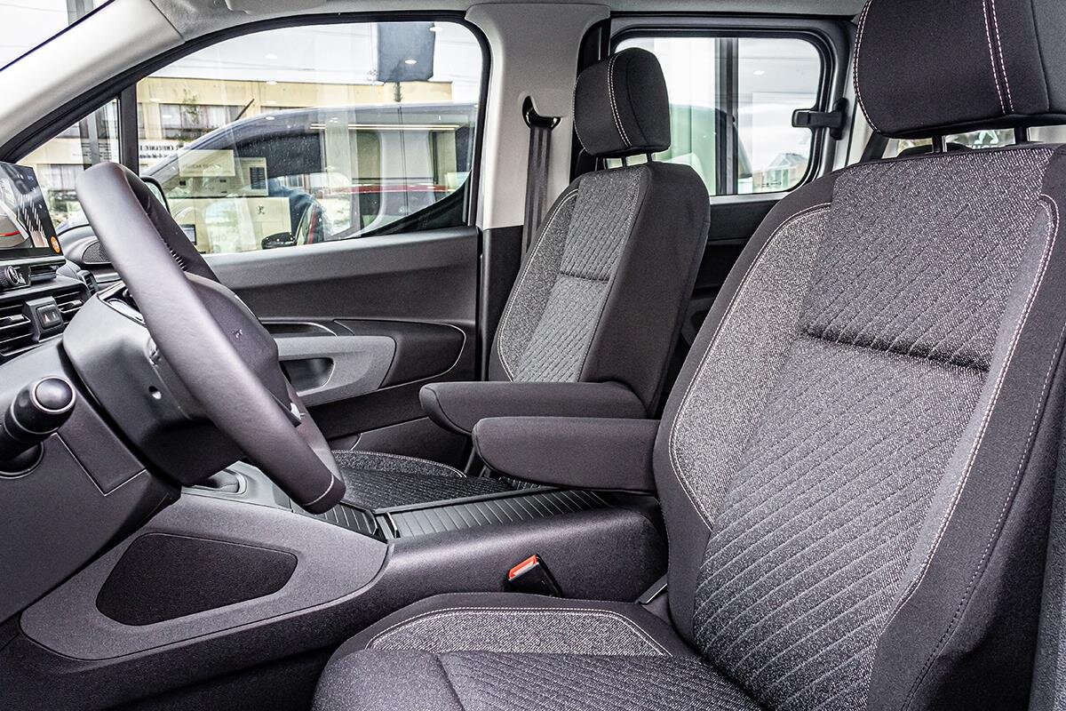 Peugeot Rifter MPV 1,5 l 96 kw