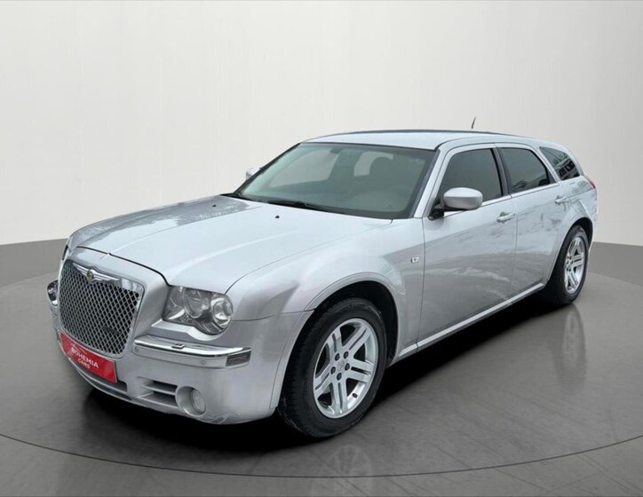 Chrysler 300C Kombi 3,0 l 160 kw