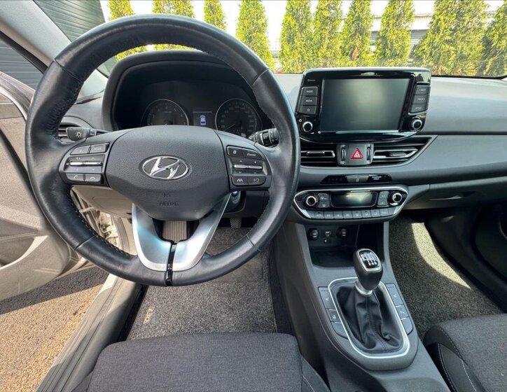 Hyundai i30 Hatchback 998,0 88 kw