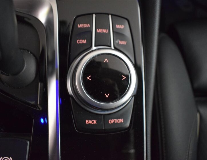 BMW Řada 5 Sedan / Limuzína 3,0 l 195 kw