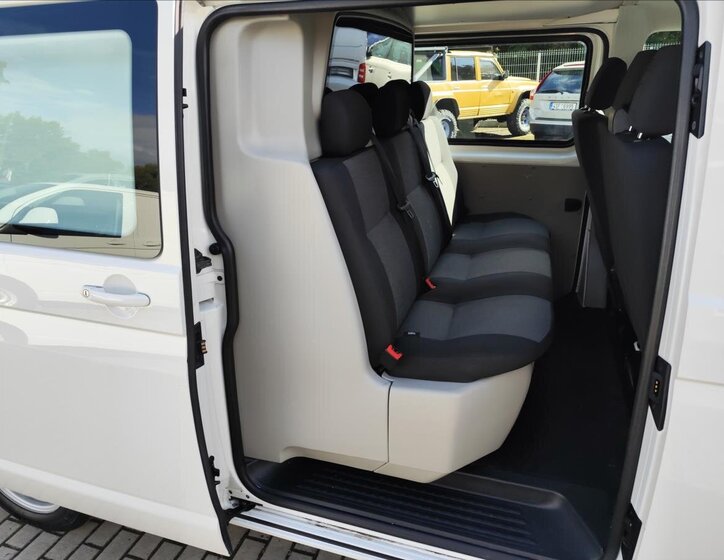 Volkswagen Transporter Ostatní 2,0 l 84 kw