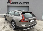 Volvo V90 39
