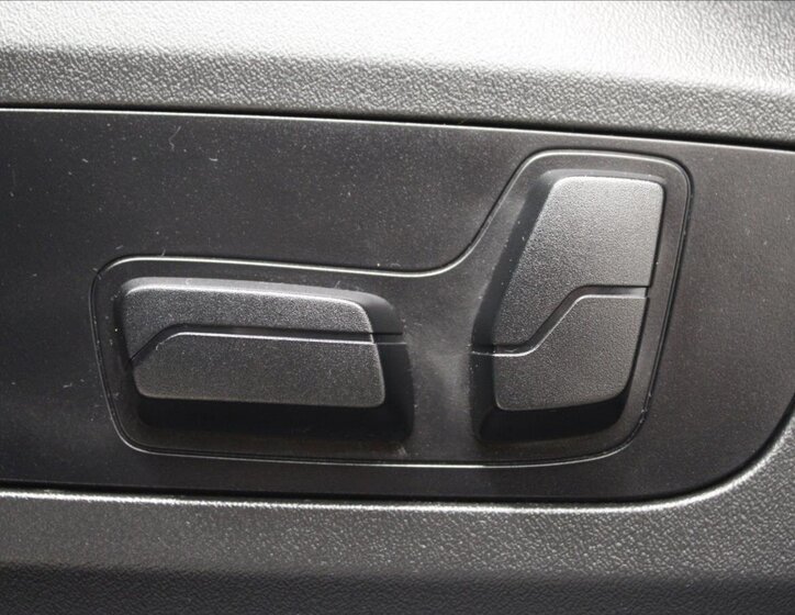 BMW Řada 2 MPV 1,5 l 100 kw