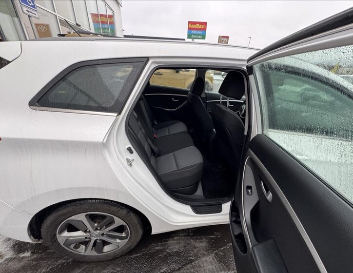 Hyundai i30 Kombi 1,6 l 88 kw