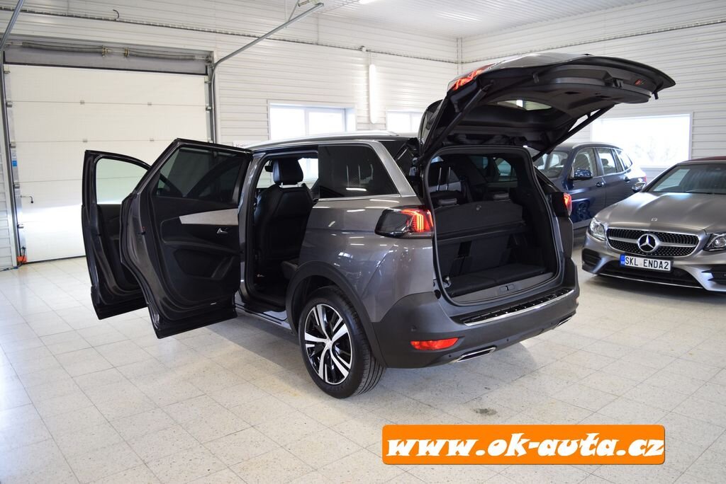 Peugeot 5008 MPV 1,5 l 96 kw