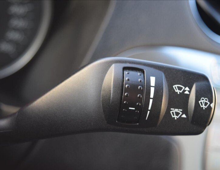 Ford S-MAX MPV 2,0 l 107 kw