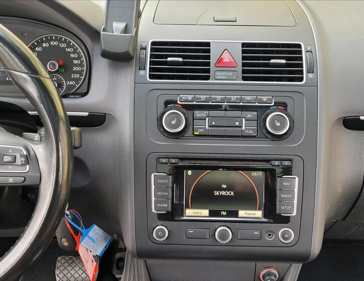 Volkswagen Touran MPV 1,4 l 103 kw