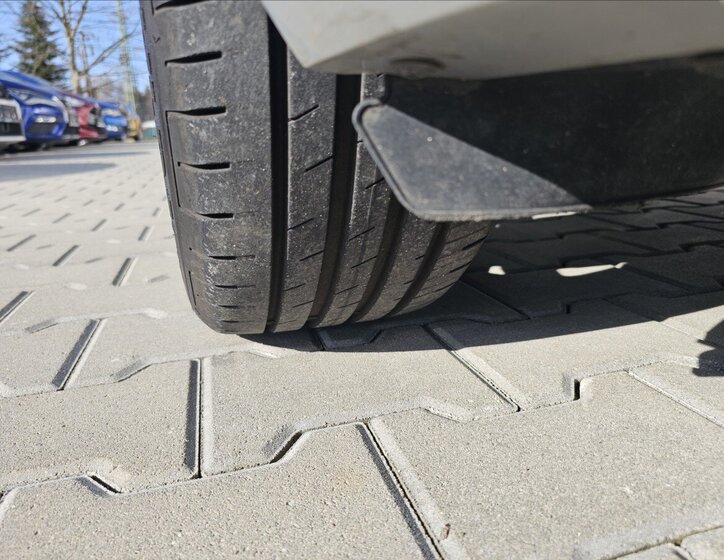 Škoda Fabia Hatchback 1,2 l 66 kw