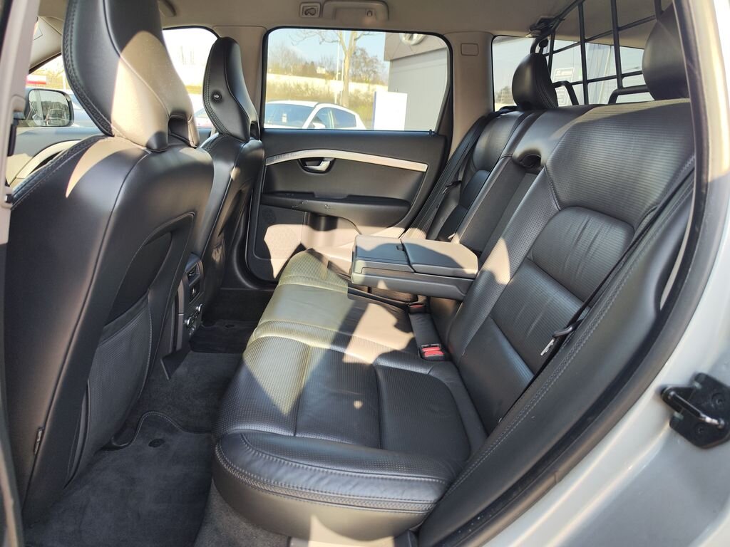 Volvo XC70 Kombi 2,4 l 151 kw