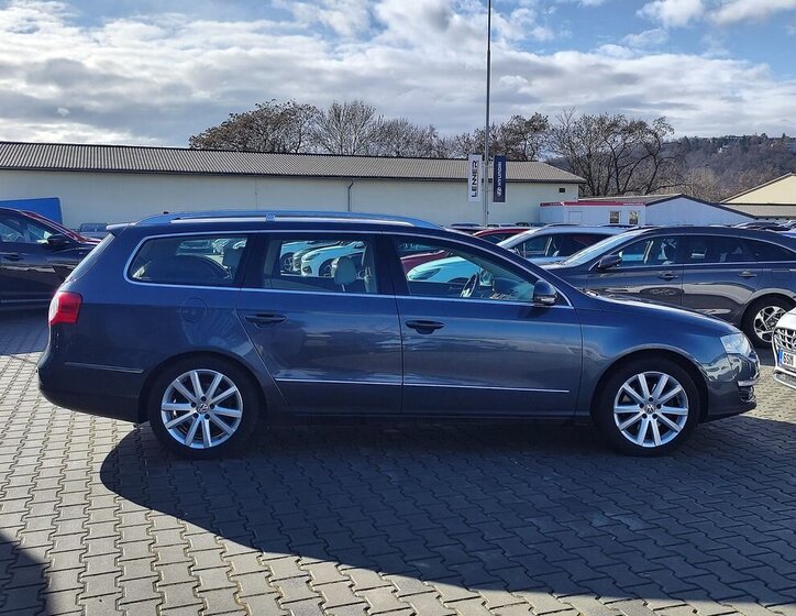 Volkswagen Passat Kombi 2,0 l 103 kw