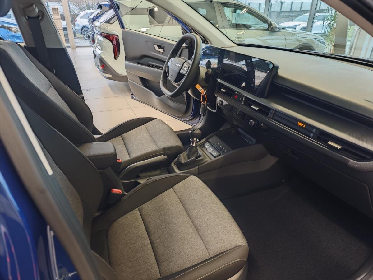 KIA Stonic CUV / Crossover 998,0 74 kw