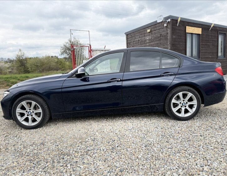 BMW Řada 3 Sedan / Limuzína 3,0 l 225 kw
