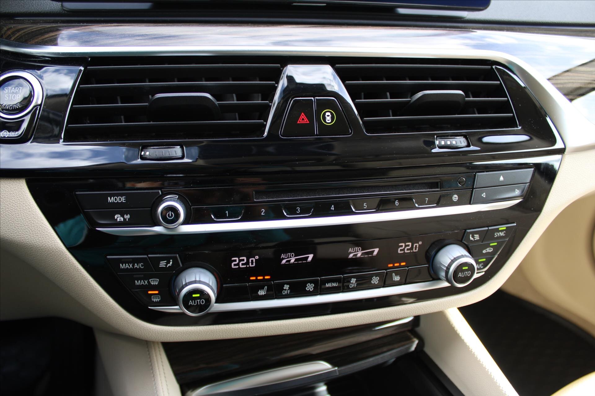 BMW Řada 5 Sedan / Limuzína 3,0 l 250 kw