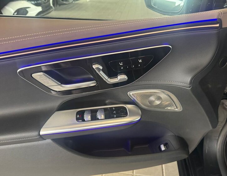 Mercedes-Benz EQE Sedan / Limuzína 0,0 350 kw