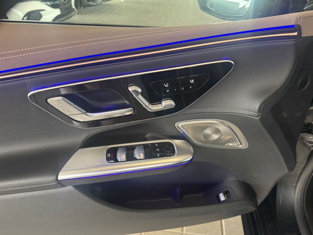 Mercedes-Benz EQE Sedan / Limuzína 0,0 350 kw