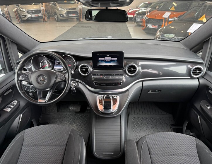 Mercedes-Benz Třídy V 13