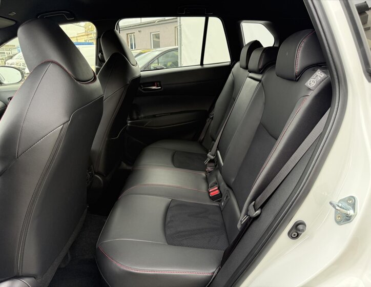 Toyota Corolla Cross SUV / Terénní 2,0 l 98 kw