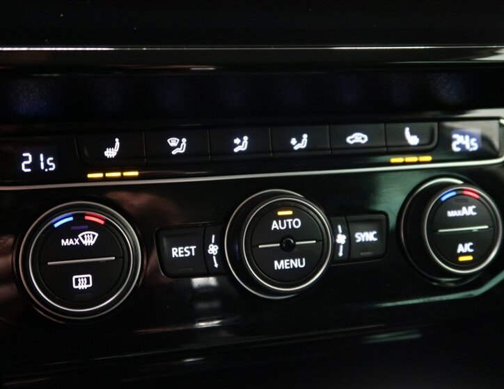 Volkswagen Passat Kombi 2,0 l 140 kw