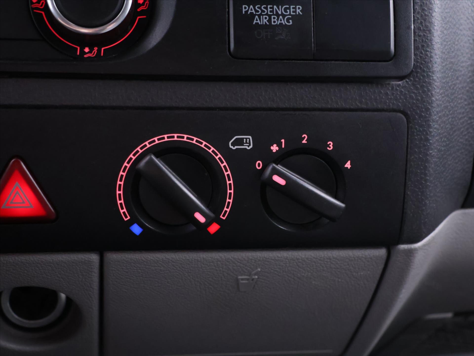 Volkswagen Transporter Kombi 2,0 l 75 kw