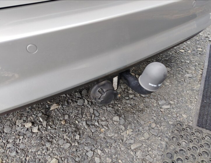 Volkswagen Passat Kombi 2,0 l 103 kw