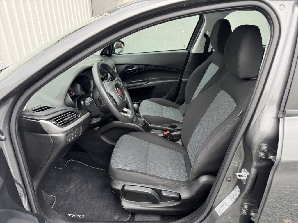 Fiat Tipo Sedan / Limuzína 1,4 l 70 kw