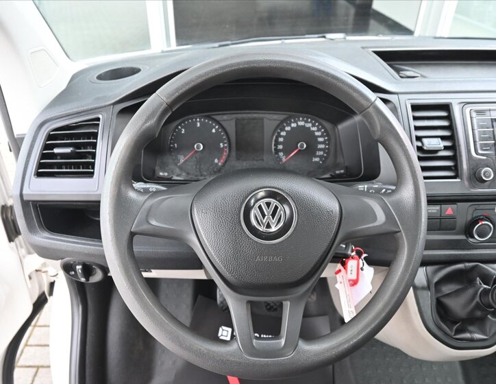 Volkswagen Transporter Valník 2,0 l 110 kw