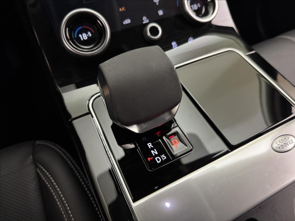 Land Rover Range Rover Velar SUV 2,0 l 150 kw
