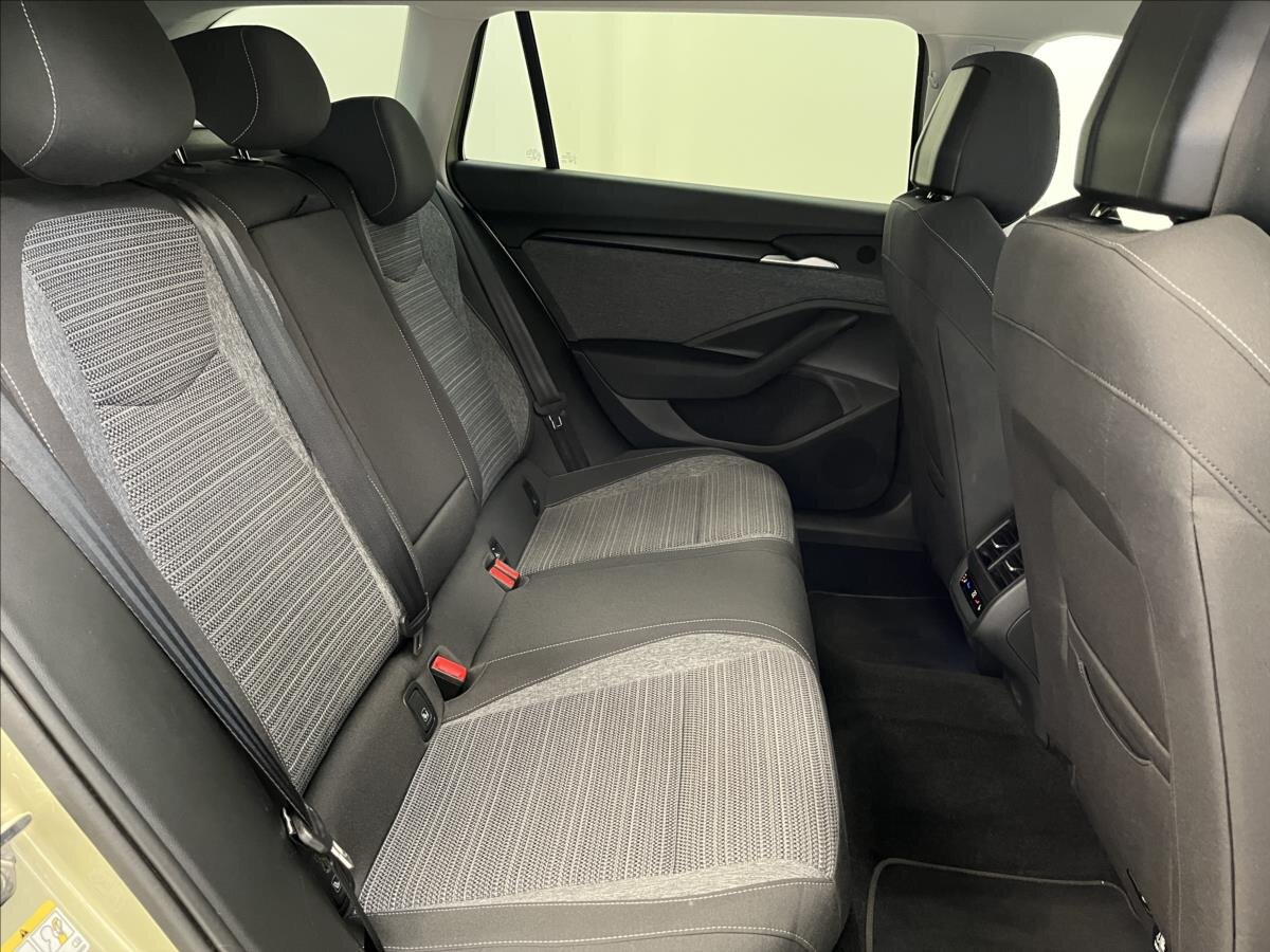 Škoda Superb Kombi 2,0 l 110 kw