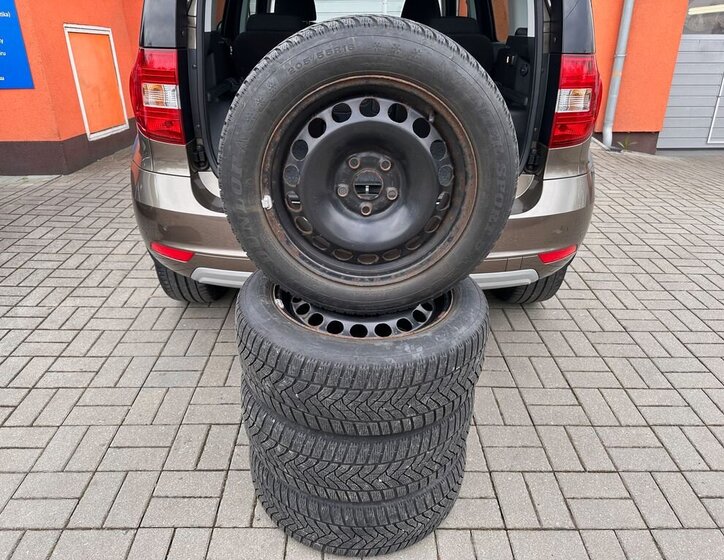 Škoda Yeti SUV / Terénní 1,2 l 81 kw