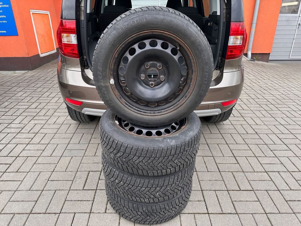 Škoda Yeti SUV / Terénní 1,2 l 81 kw