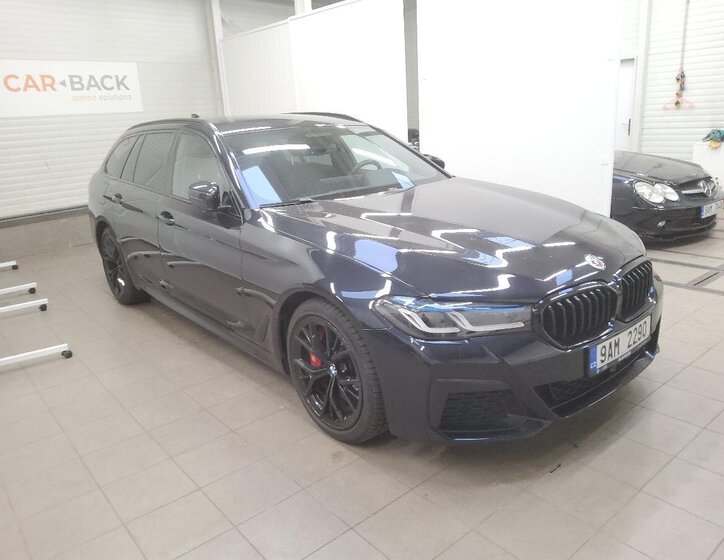 BMW Řada 5 Kombi 3,0 l 250 kw